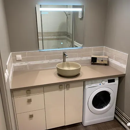 Διαμέρισμα Au Coeur De 83 M2 Et Vue Sur La Basilique *