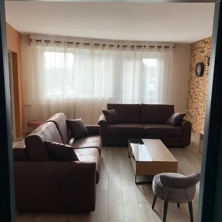 Au Coeur De 83 M2 Et Vue Sur La Basilique Διαμέρισμα