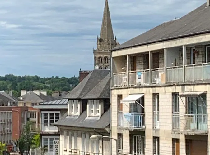 Au Coeur De 83 M2 Et Vue Sur La Basilique Apartment *