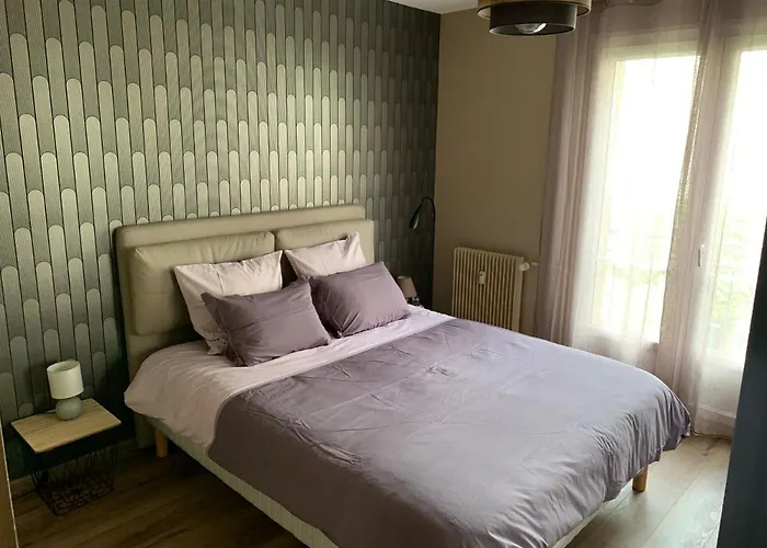 Au Coeur De 83 M2 Et Vue Sur La Basilique Lisieux