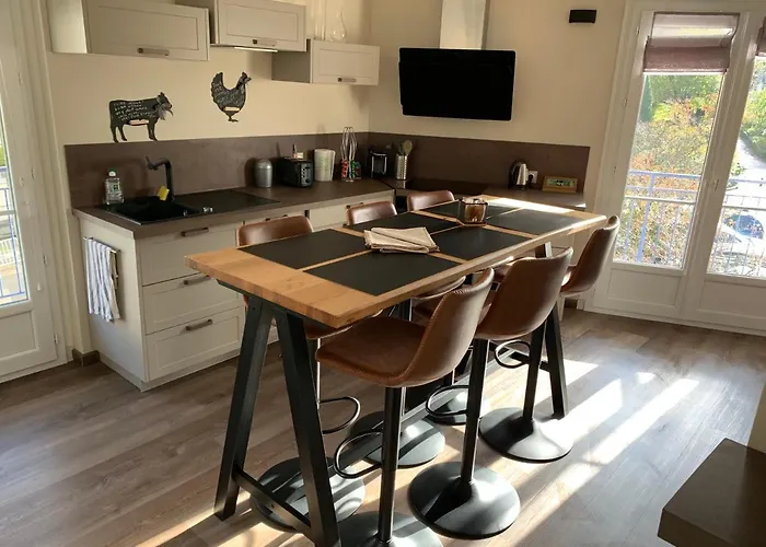 Au Coeur De 83 M2 Et Vue Sur La Basilique Apartment *